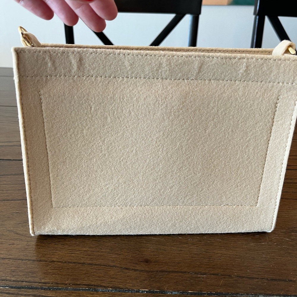 Bag insert